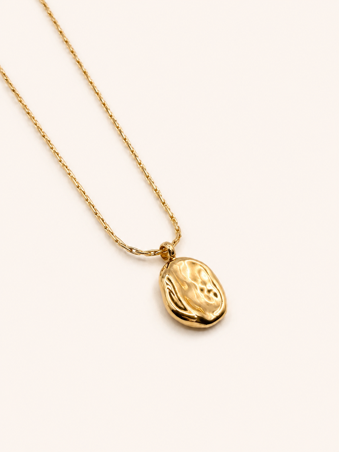 Collar Binibeca gold.