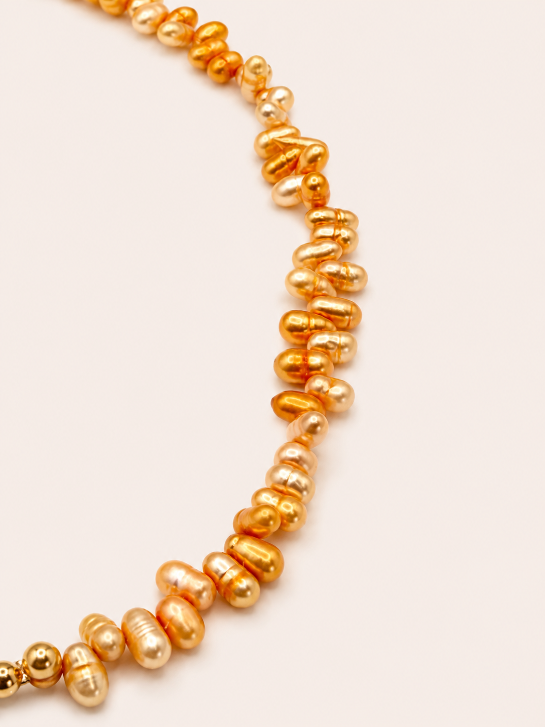 Collar Saona gold