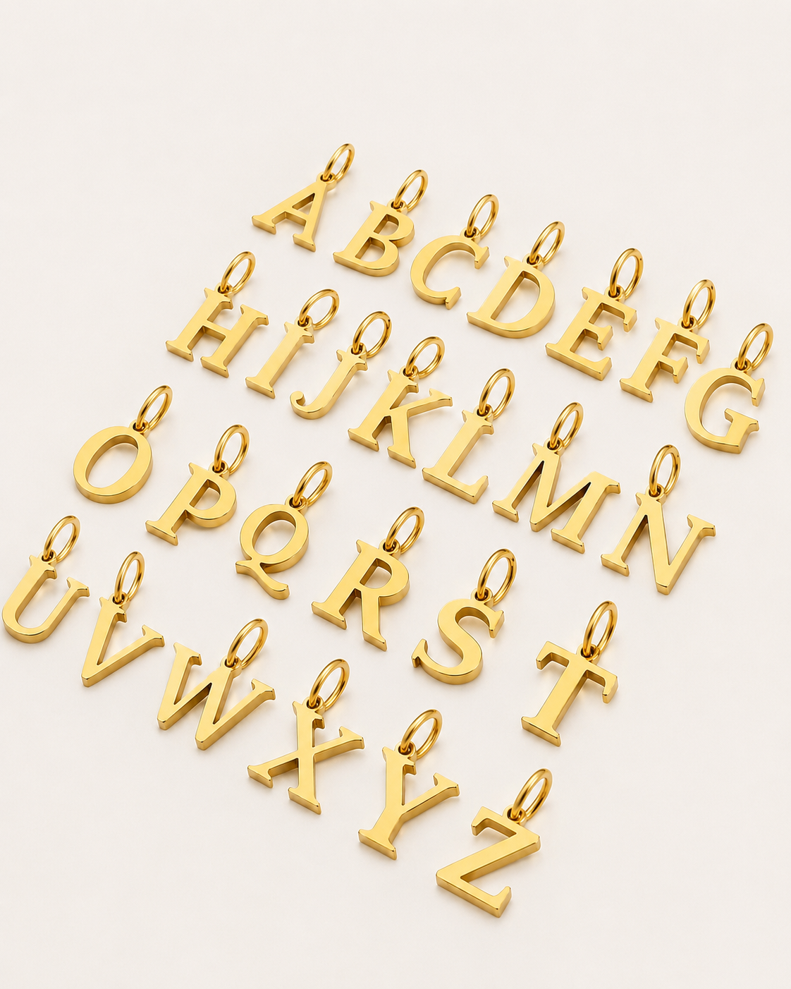Charm Letra Classic gold