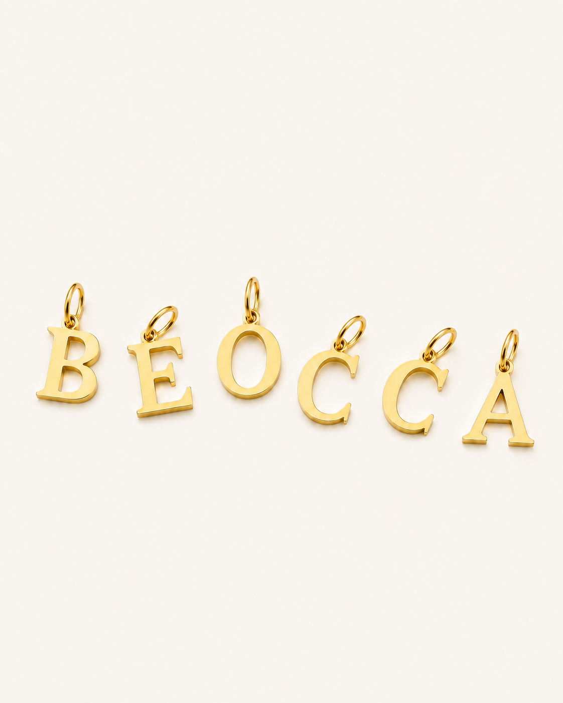 Charm Letra Classic gold